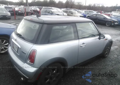 2006 Mini Cooper из США, поврежденный, VIN WMWRC33516TK64534